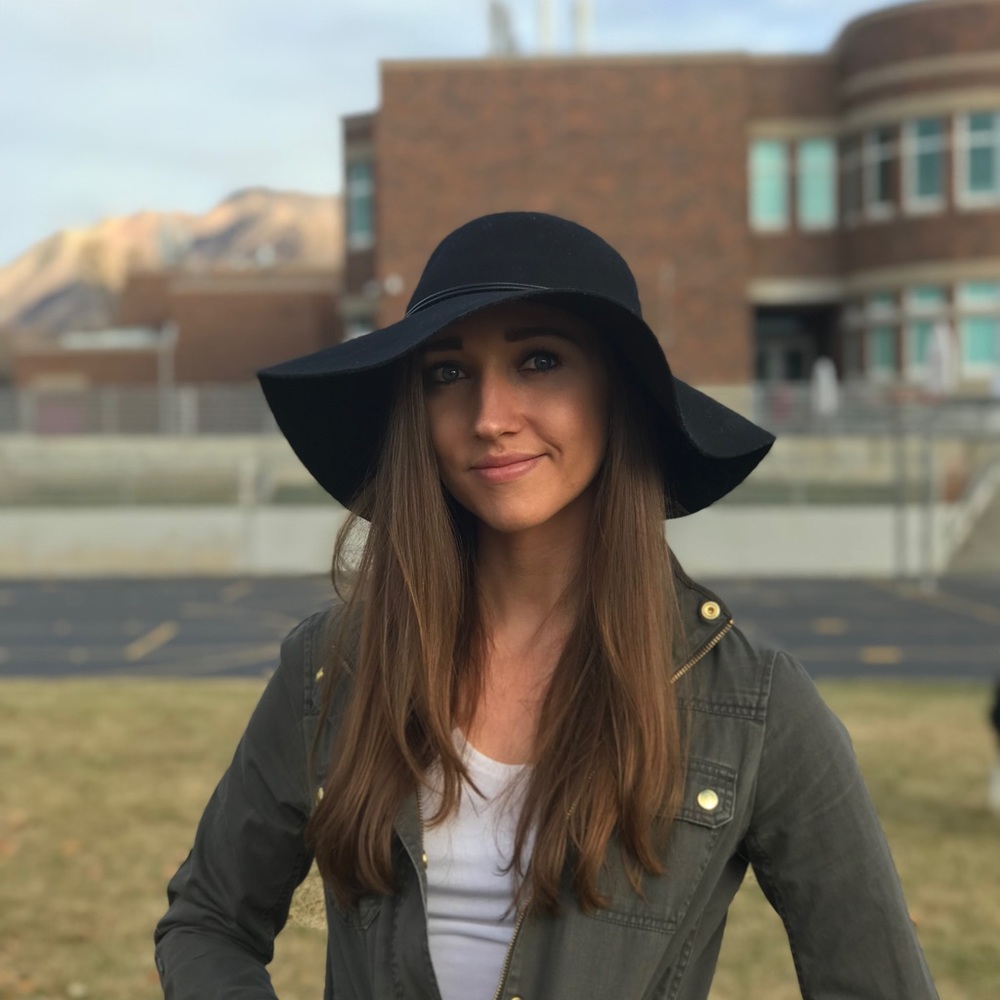 Meet your Posher, Tori